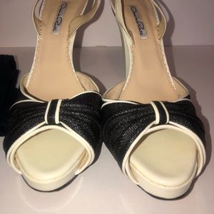 Oscar de la Renta heels open toe